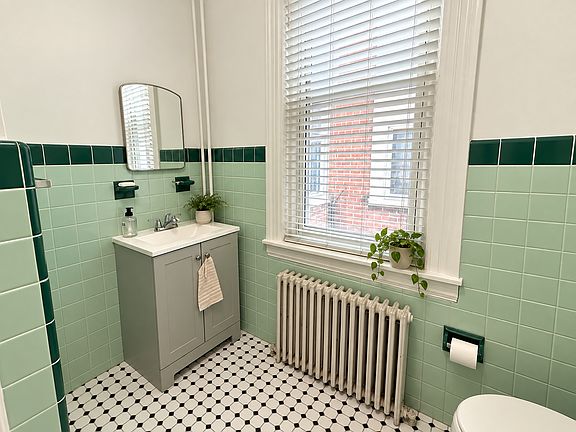 5th image of 248 S 23rd St #2F