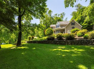 41 Mountain Brook Dr, Cold Spring, NY 10516