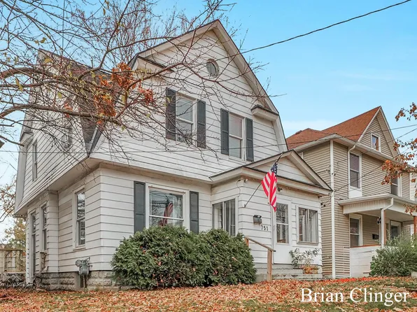 751 College Ave NE, Grand Rapids, MI 49503