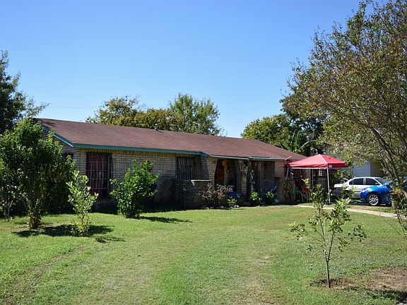3rd image of 550 E Villaret Blvd