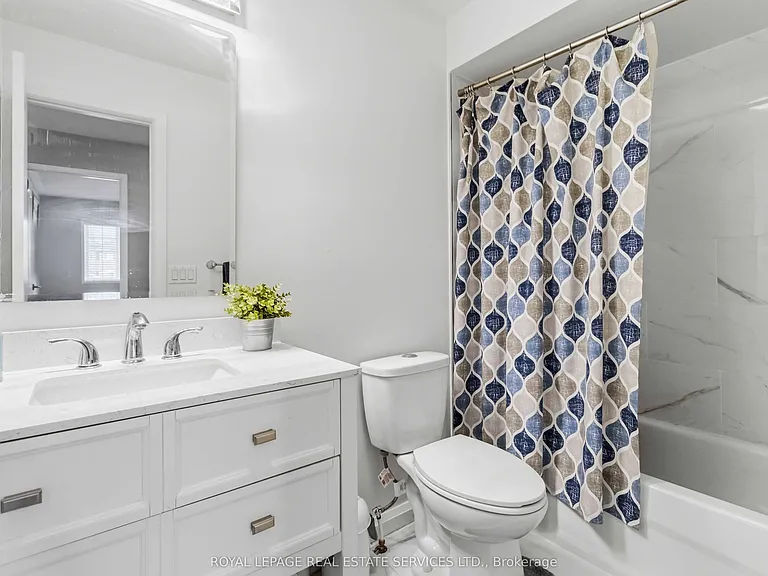 3872 Skyview St — Photo 24
