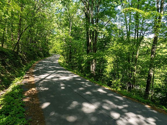 2nd image of 0 New York Ave