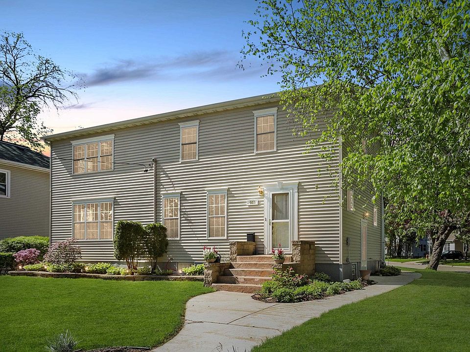 1st image of 607 E Doty Ave