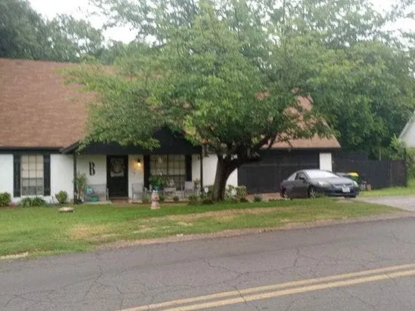 7849 Fairway Rd, Woodway, TX 76712