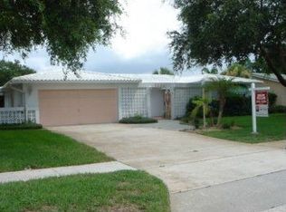 1265 Eden Isle Dr NE, Saint Petersburg, FL 33704