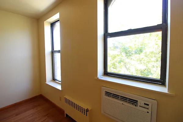 Rented by Realty Nerd | media 3