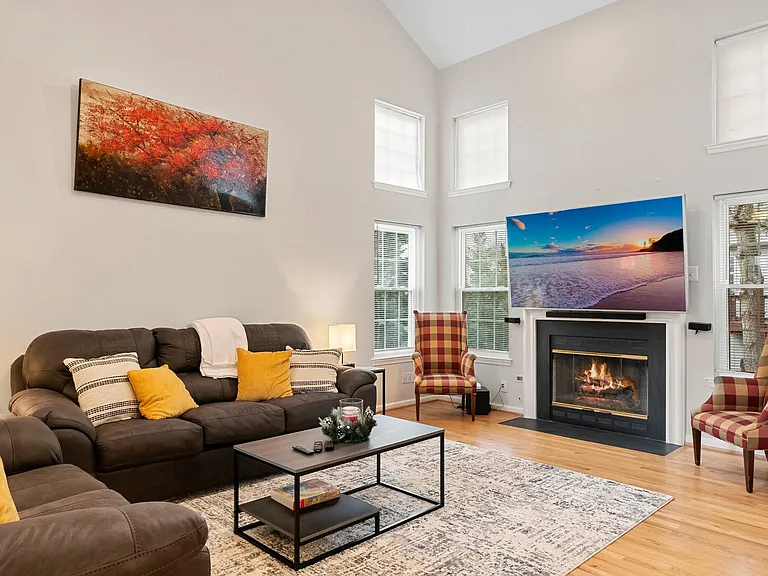 Westwood Pl — Photo 11