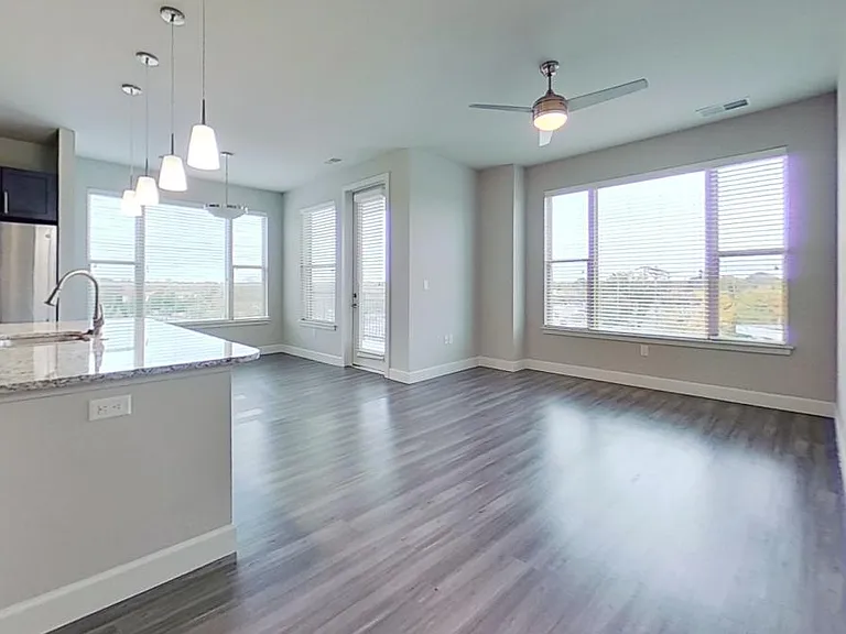 The Vue at Creve Coeur Apartments — Photo 128