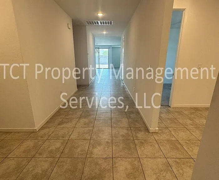 35756 N Bloom St — Photo 2