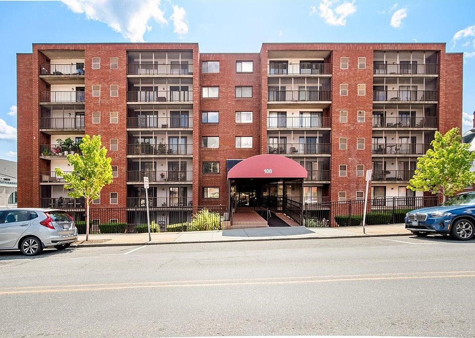 1st image of 100 High St APT 206