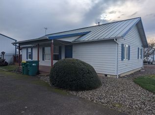 51686 SW Old Portland Rd, Scappoose, OR 97056