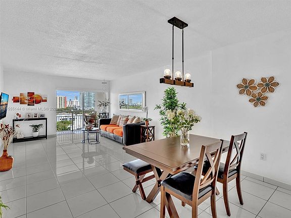 5th image of 400 Kings Point Dr APT 1114