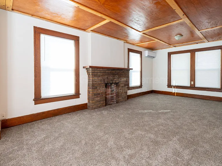 423 N Emporia Ave #5 — Photo 4