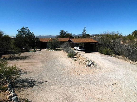 2nd image of 5745 N Bonita Dr