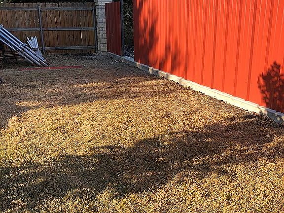 3rd image of 511 Meadowland Dr