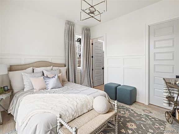 3rd image of 6089 Rivermere Ln