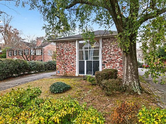 5th image of 3668 Kingsboro Rd NE APT 7