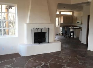1235 Cerro Gordo Rd, Santa Fe, NM 87501