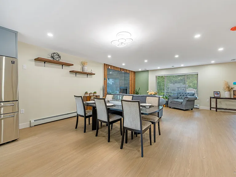 8926 Shepherd Way #UPPER HOUSE — Photo 9