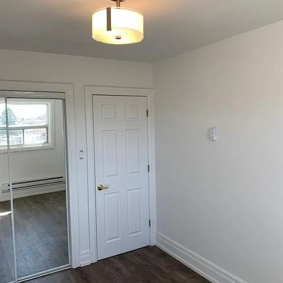 3901 Bathurst St — Photo 17