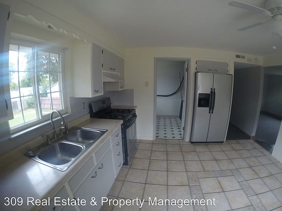 5th image of 2105 N Atlantic Ave