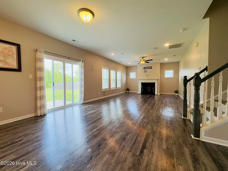 306 Independence Blvd — Photo 14