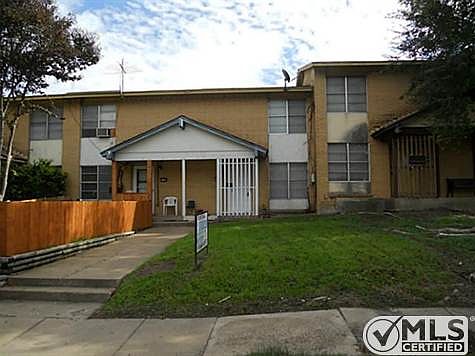 1st image of 2708 Patricia Ln