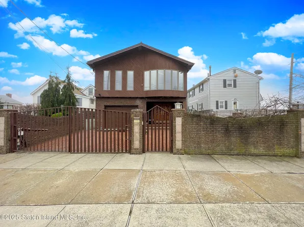 504 McClean Ave, Staten Island, NY 10305