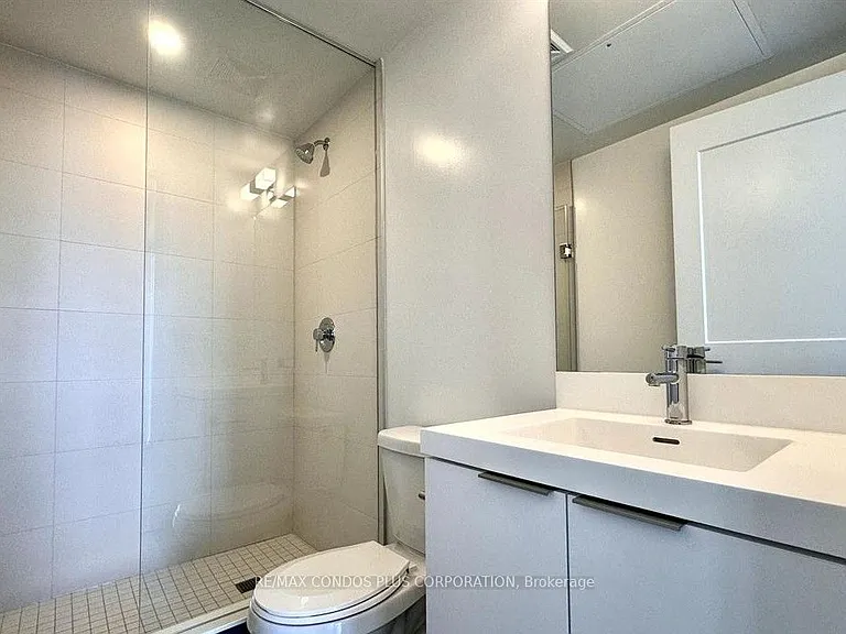 28 Widmer St #3126 — Photo 17