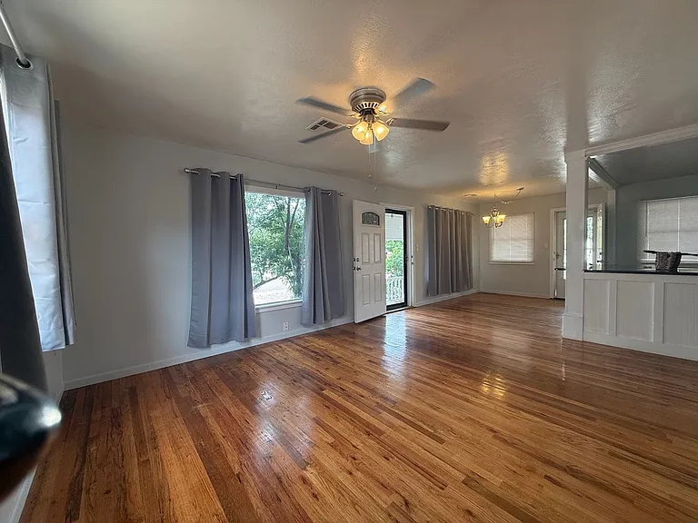 1514 Utah Ave — Photo 4