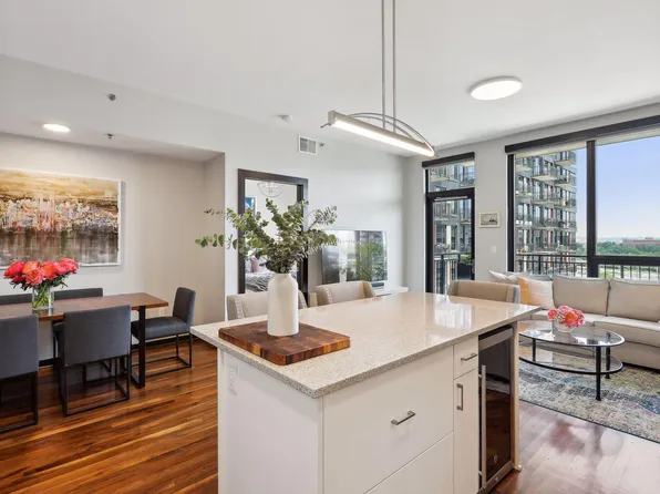 1240 S 2nd St Unit 717, Minneapolis, MN 55415