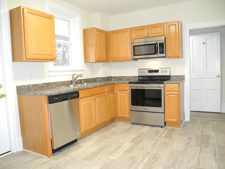 32 S Potomac St #2 — Photo 53