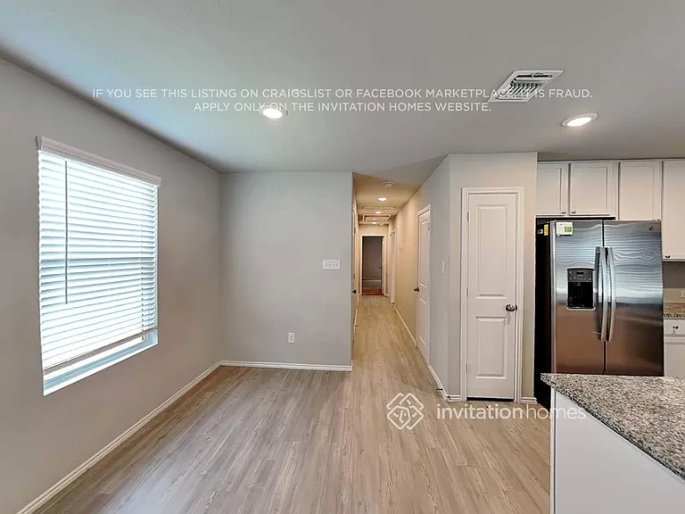 5449 Verdugos Palace — Photo 7