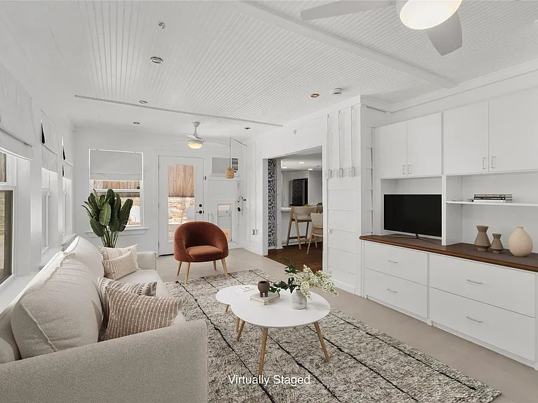 7602 Banpass Ln — Photo 14