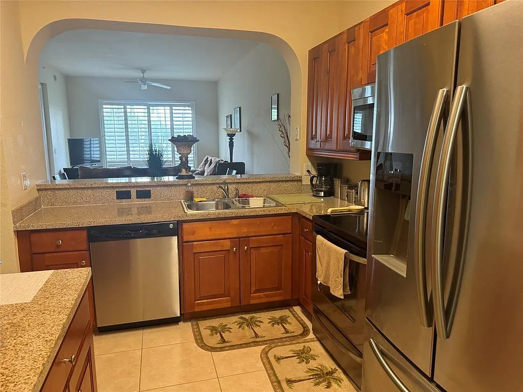 2 bed, 2.0 bath, 1146 sqft, $2,500 — Photo 2