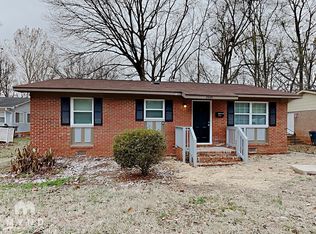 2405 Longleaf Dr, Charlotte, NC 28210