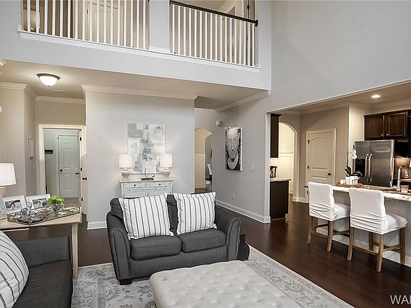 3rd image of 9425 Crete Cir
