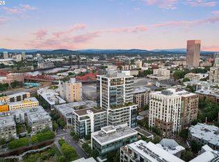 1001 NW Lovejoy St #Penthouse 3, Portland, OR