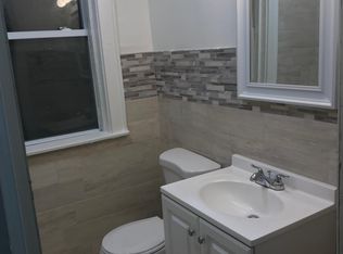 8216 S Maryland Ave #2, Chicago, IL 60619