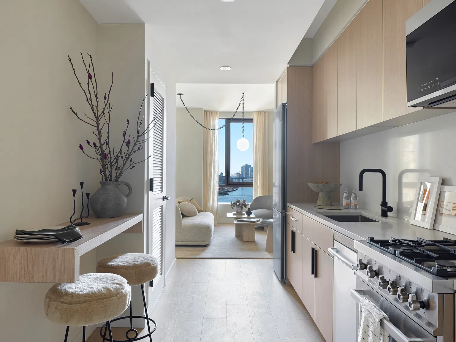 482 Kent Ave — Photo 3