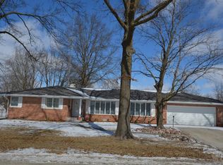 321 E Wall St, Seymour, IA 52590