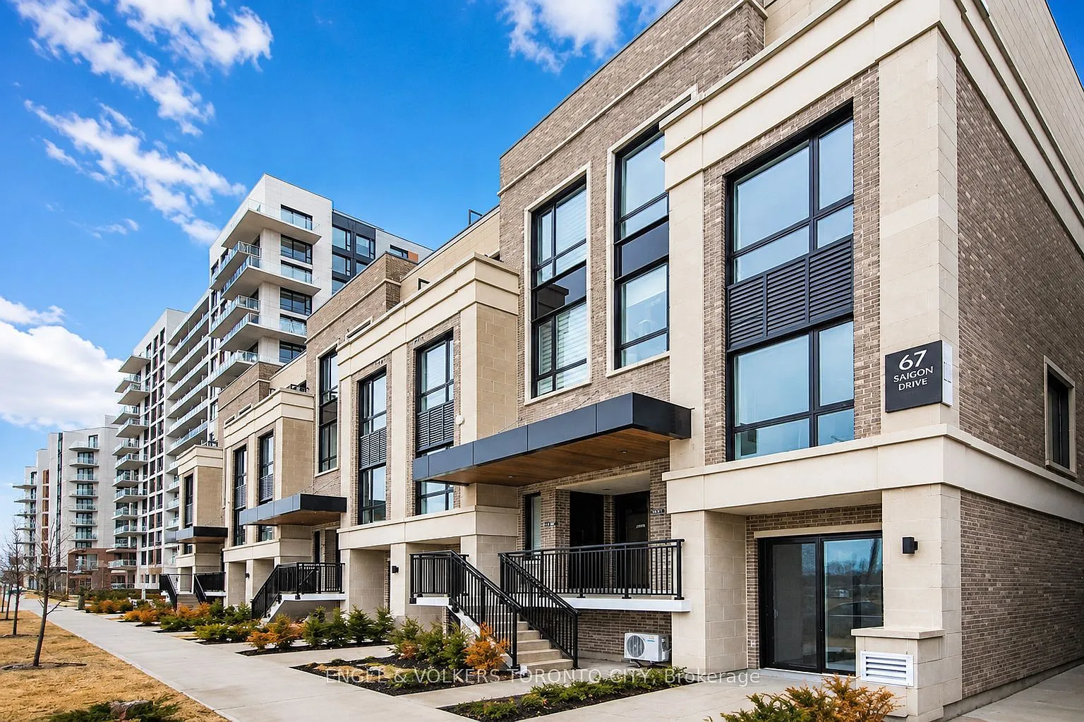 3 bed, $3,000 — Photo 1