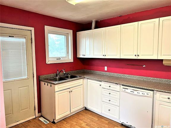 2nd image of 1040 13th St