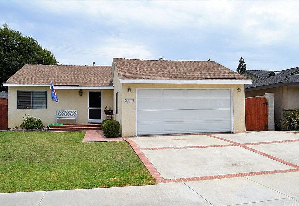 2nd image of 15506 Florwood Ave