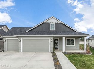 8038 N Girard Cir, Coeur D Alene, ID 83815