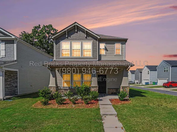 341 Cranford Dr, Pineville, NC 28134