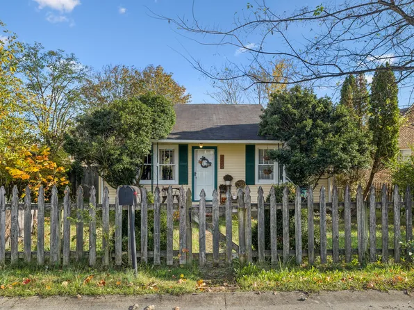 110 30th St, Old Hickory, TN 37138