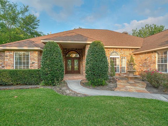 3rd image of 32918 Sawgrass Ct