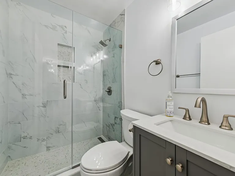1851 Columbia Rd NW #400 — Photo 18