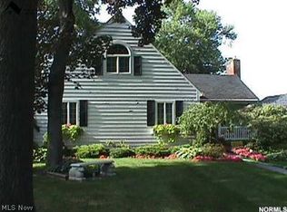 3599 E Lake Rd, Sheffield Lake, OH 44054